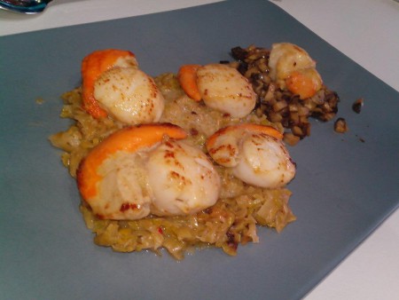 Saint jacques sur fondue de poireaux